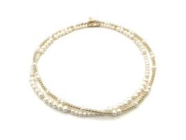 Ketting met real gold plated balletjes en witte zoetwaterparels