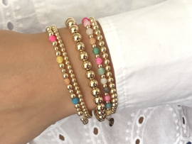 Armband Isa met real gold plated balletjes en matte agaat edelsteen