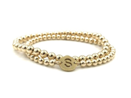 Armband initial met real gold plated balletjes en lettermunt