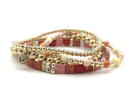 Armband Tila pink met gold plated balletjes en edelsteen