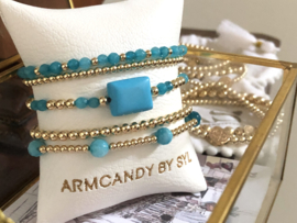 Armband Pien met real gold plated balletjes en turquoise jade edelsteen