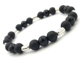 Heren armband Noud met matte en glanzende zwarte onyx en Sterling zilveren staafjes