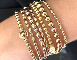 Armband Hanne met real gold plated ovale balletjes en ronde zilveren balletjes