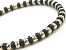 Armband Milana met real gold plated balletjes en zwarte schijfjes