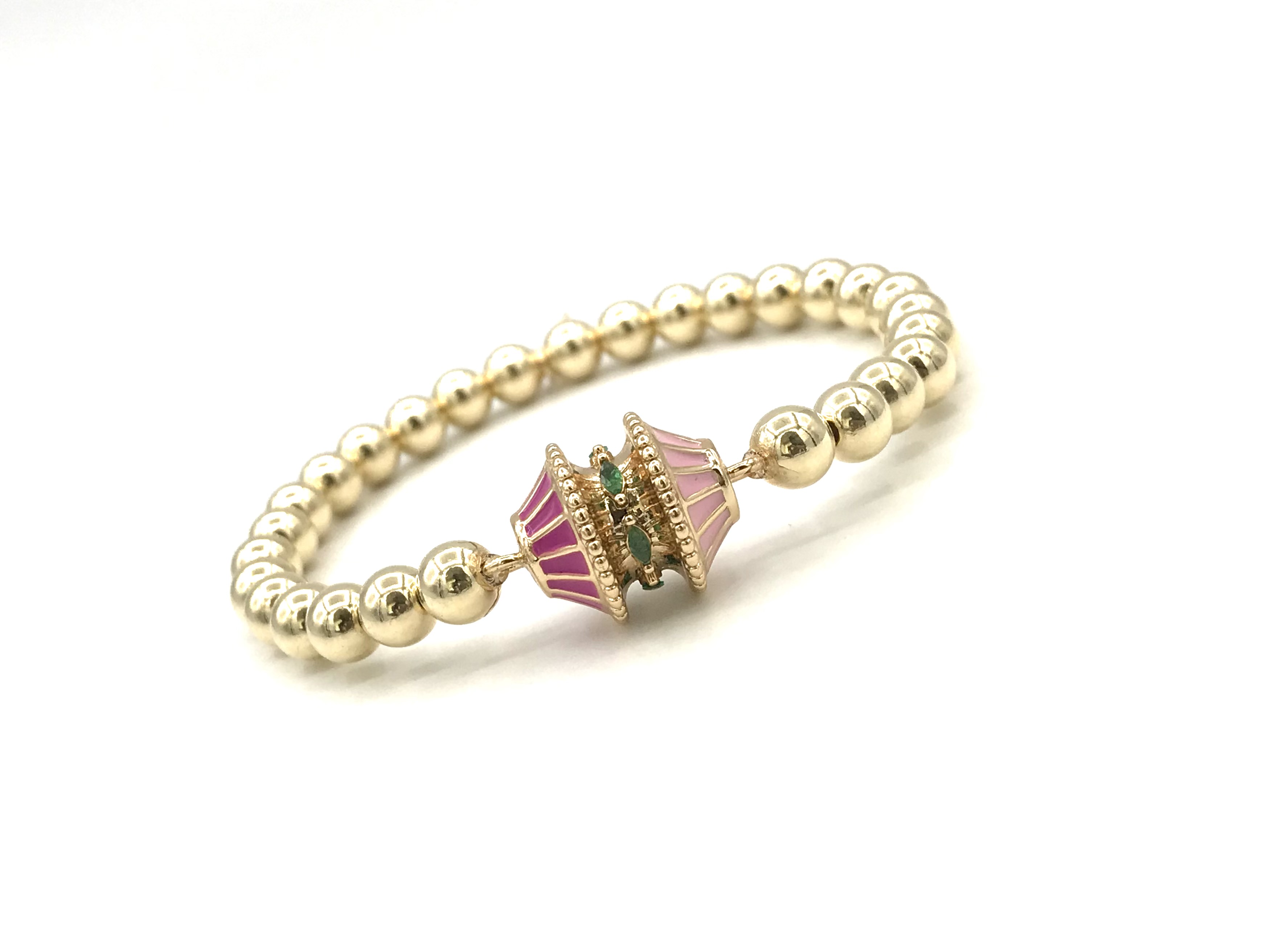 Armband Fee met real gold plated balletjes en gekleurd tussenstukje