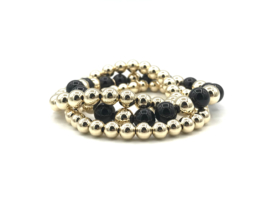 Armband Celina met real gold plated balletjes en zwarte onyx edelsteen