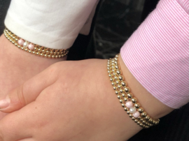Moeder & Dochter armband Fleurtje met real gold plated balletjes en roze Swarovski pareltjes