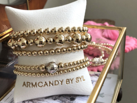 Armband Leonie met gehamerd Sterling zilver en real gold plated balletjes