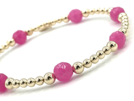 Armband Selina pink met real gold plated balletjes en chalcedoon edelsteen