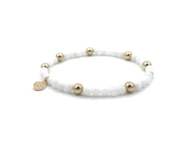 Armband Hanna met witte jade edelsteen en real gold plated balletjes