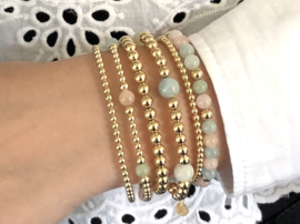 Armband Emmelie met real gold plated balletjes en morganiet edelsteen