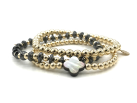 Armband Lina met real gold plated balletjes en klavertje