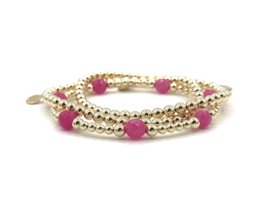 Armband Selina pink met real gold plated balletjes en chalcedoon edelsteen