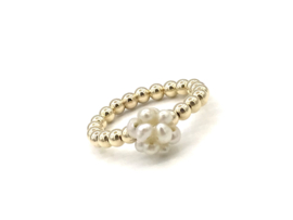 Stretch ring Layla met real gold plated balletjes en parelbolletje