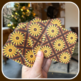 Bruine gele onderzetters - retro stijl 4 stuks
