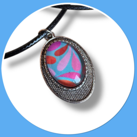 Ketting druppels roze blauw