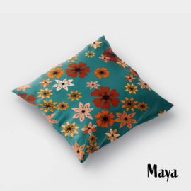 kussen Maya blauw met oranje bloemen
