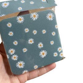 Margrieten onderzetters blauw voor je tafel