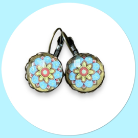 Oorbellen geel  blauw mandala