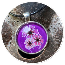 Ketting rond  Frida paars bloemen