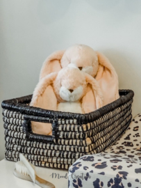 Bunnies By The Bay | knuffel Little Nibble Bunny Pink