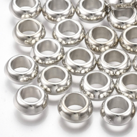 Kunststof kralen zilverkleurig – 10×5 mm – rijggat 5,5 mm – ca. 50 stuks