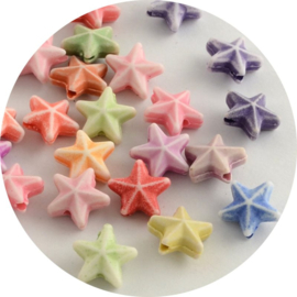 Kunststof kralen zeester – mix 10x10x5mm – 50 stuks