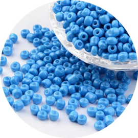 Rocailles – ca. 4 mm – 50 gram (blauw)