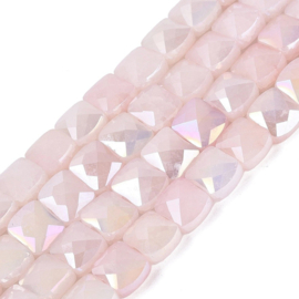Glaskralen rechthoek facet – lichtroze – 7x8x5 mm – ca. 25 stuks