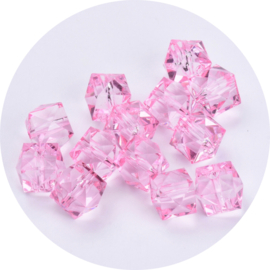Kunststof kubus facet kralen roze – 8mm – rijggat 1,4mm – 200 stuks