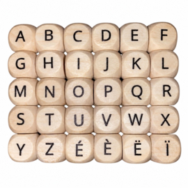 Houten letterkralen ahorn – 12mm – per letter