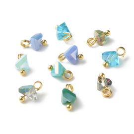 Bedels met facet kraal driehoek blauw mix – 8x6x6mm – per 5 stuks