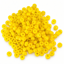 Glaskralen geel – 6×4 mm – 50 stuks