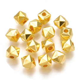 Kralen gold cube 100st 8mm