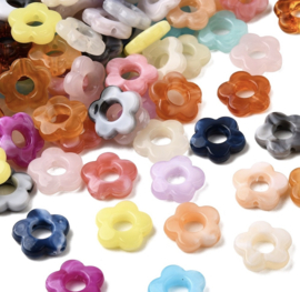 Kunststof kralen bloemen two tone mix – 14x14 mm – 10 stuks
