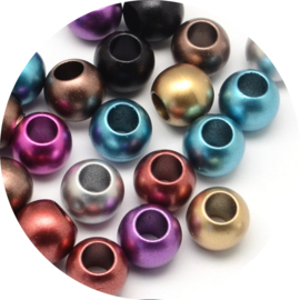 Kralen mix metallic 12x10 mm – rijggat 6 mm – 50 stuks