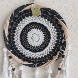 Droomvanger rotan zwart/wit