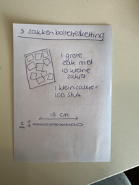 Bolletjes ketting met sluiting.