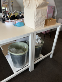 Hoge inpaktafels 2 stuks