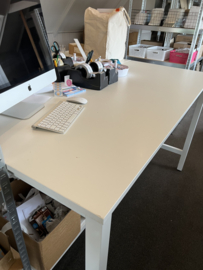 Hoge inpaktafels 2 stuks
