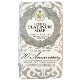 Nesti Dante 250 gram zeep Limited Edition Platinum