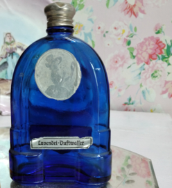 Fles blauw glas Lavendel-Duftwasser