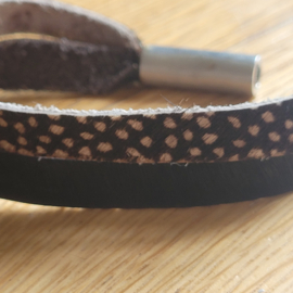 Zwarte en stippel vacht lederen armband