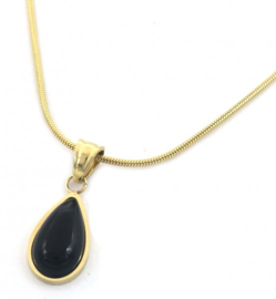 Gouden ketting met zwarte charm