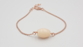 Armband met facet zalm roze geslepen steen