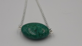 Armband met groen, witte gemêleerde steen