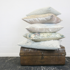 329 Pillow Tropea Sand Sil 55x55