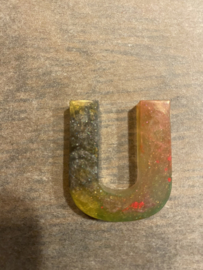 Letter U