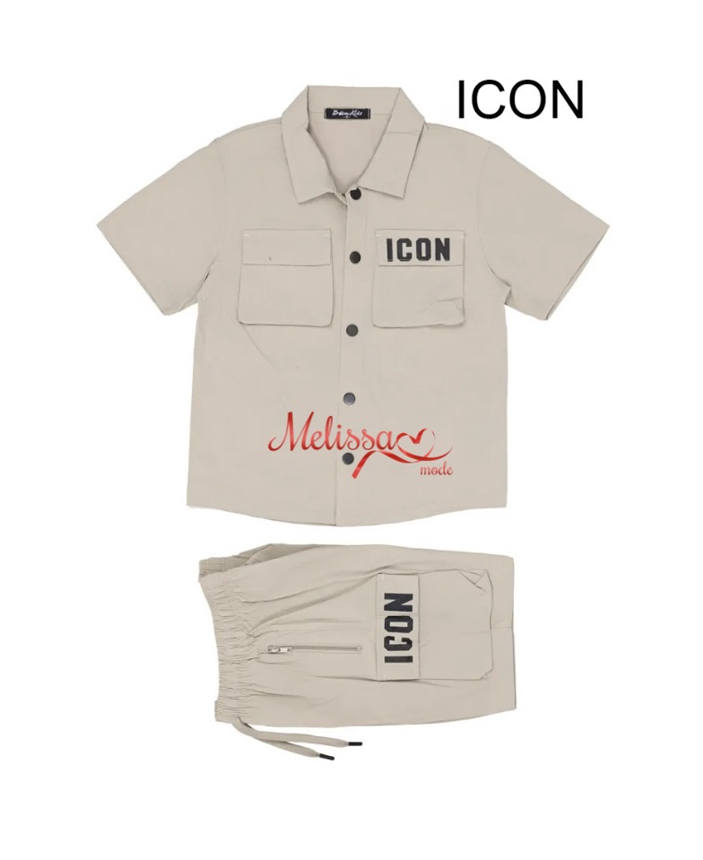 ' I-Con ' Tweedelige Jongens Setje crème  .
