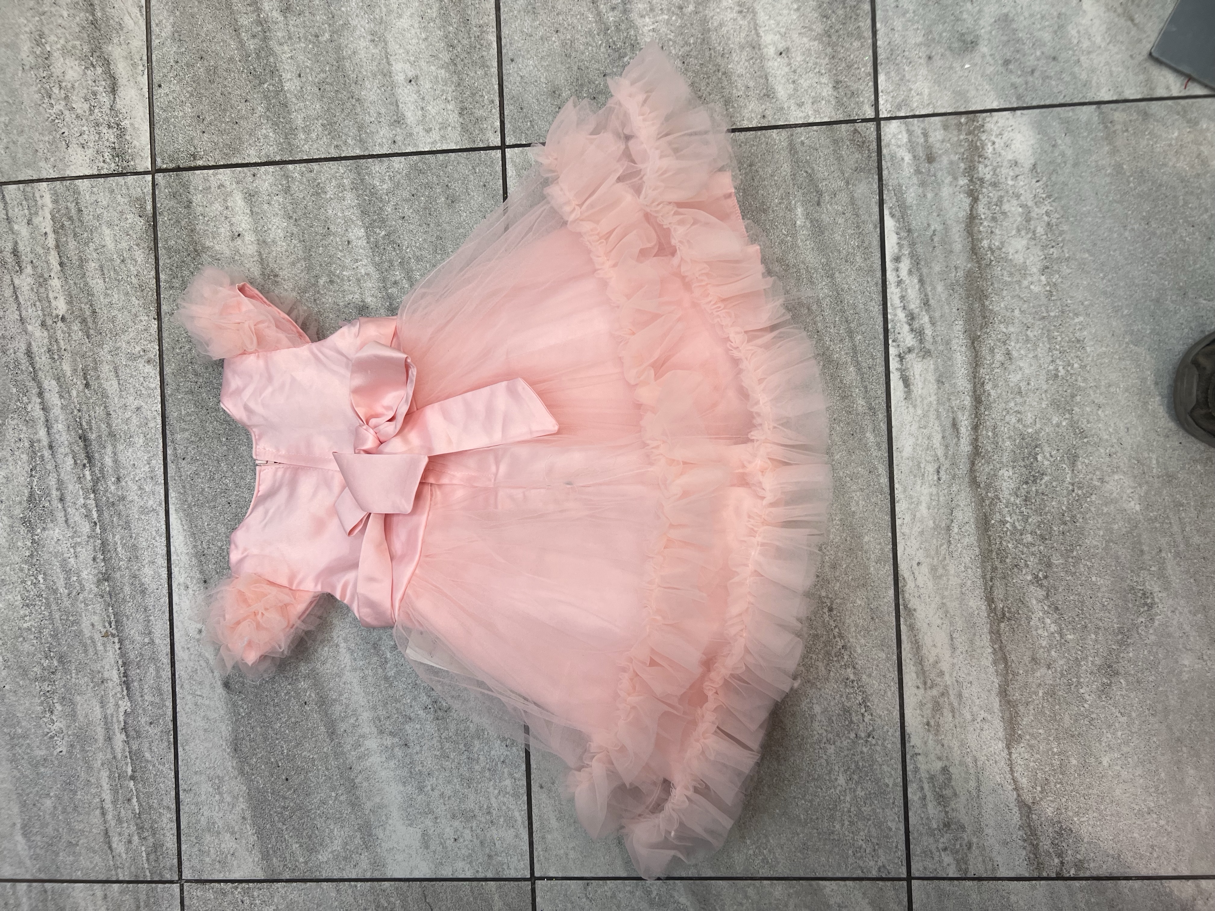 'Bruids' tutu baby zalm.